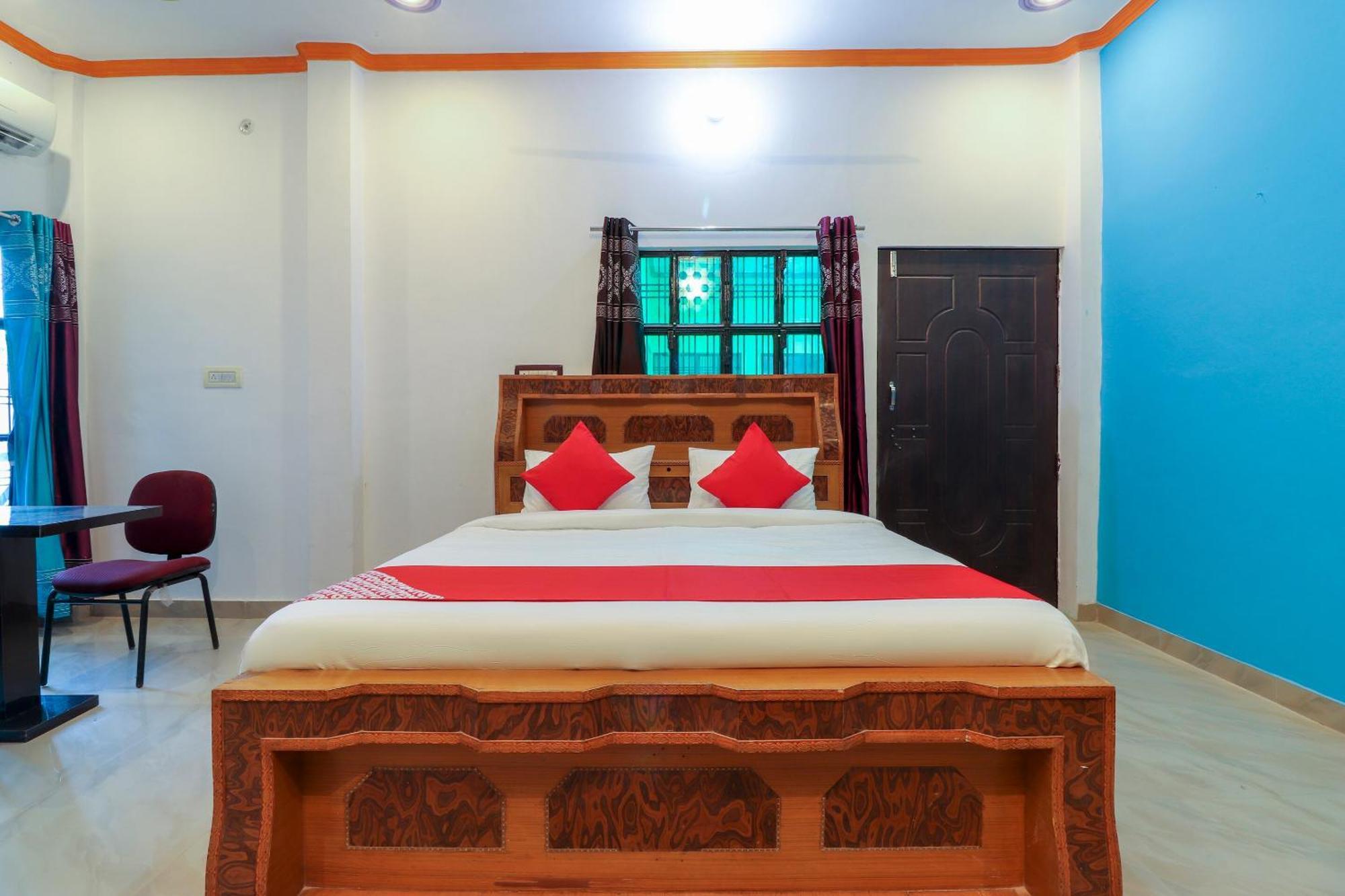 Collection O Vedanta Residency